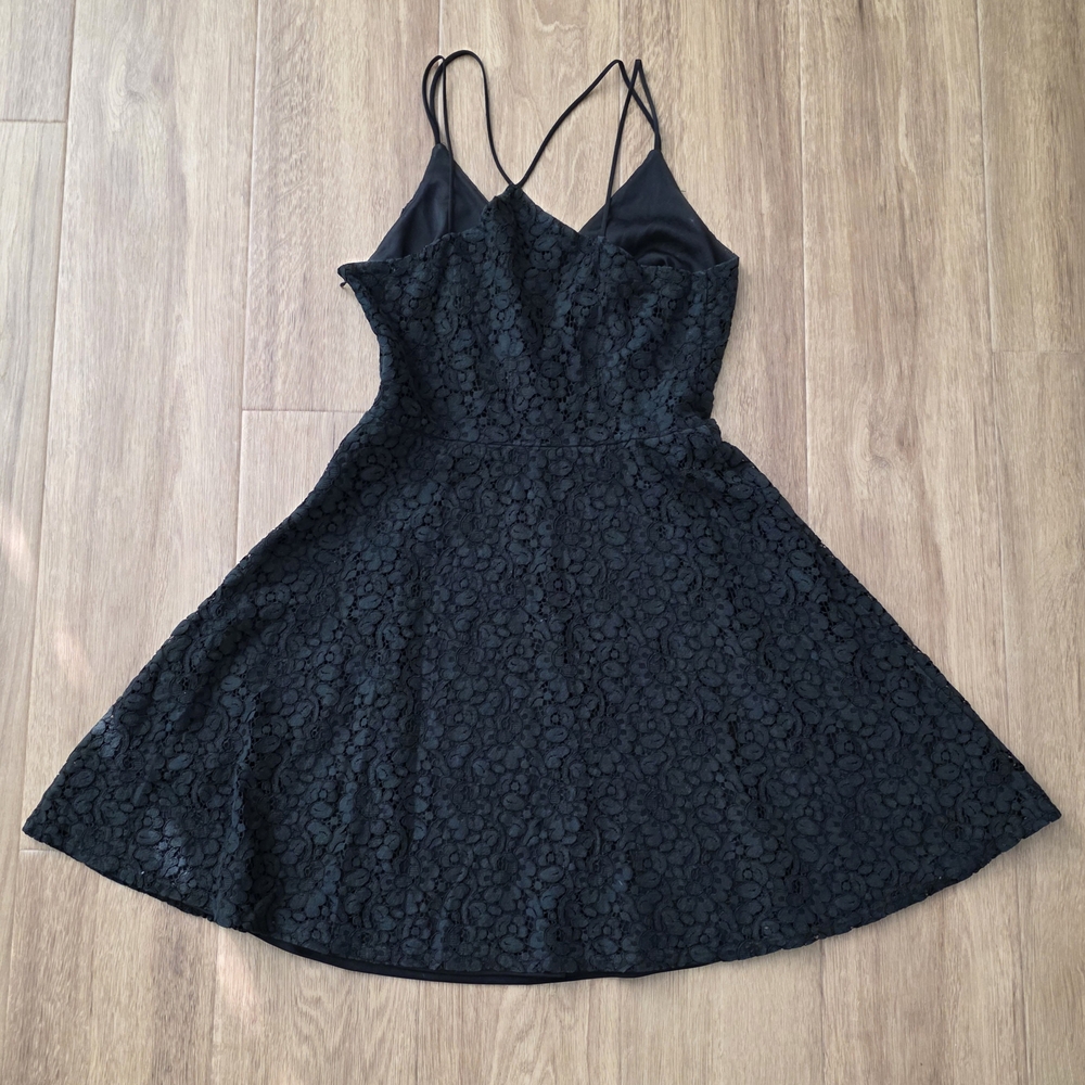 Soprano Black A-Line Lace Skater Dress In Size L - Picture 4 of 12